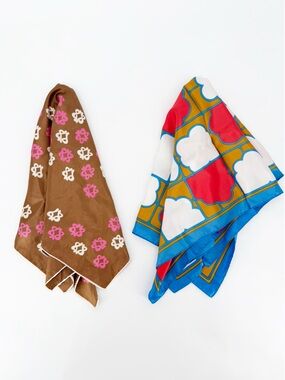 Bundle of 2 Vintage Scarfs
